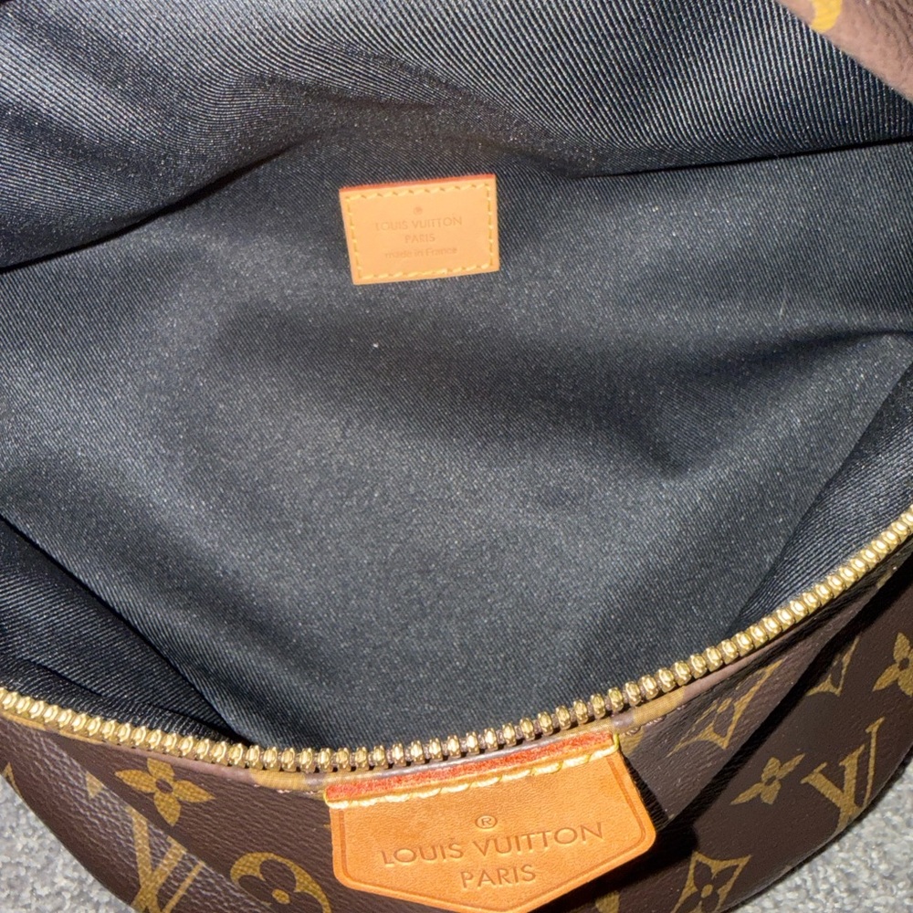 Louis Vuitton BumBag - Picture 6 of 10